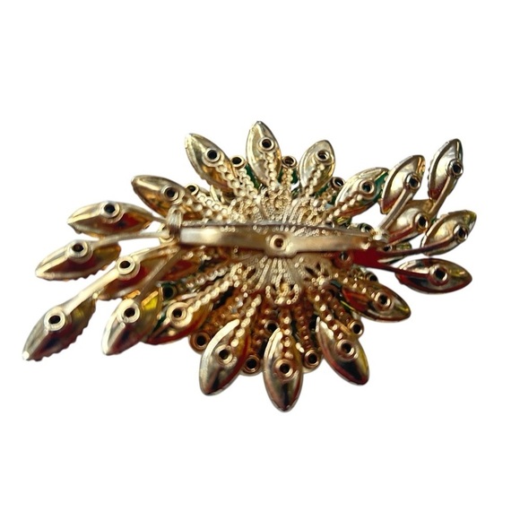 Vintage Austrian crystal Emerald greens & Gold Floral leaf statement Brooch RARE - Picture 7 of 10
